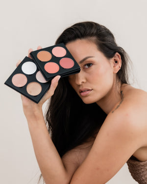 Blushing Contour Palette